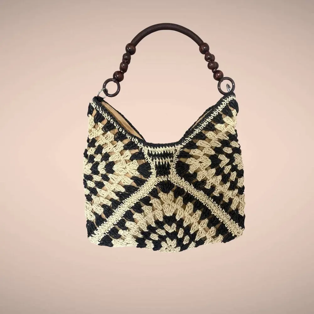 Revolve Boho Crochet Shoulder Bag Black Cream Wood Bead Handle Magnetic Closure - Picture 4 of 5